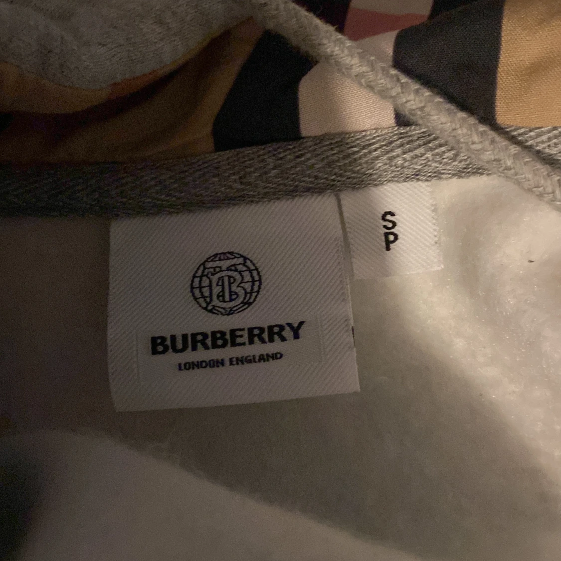 Grå Burberry hoodie - 4