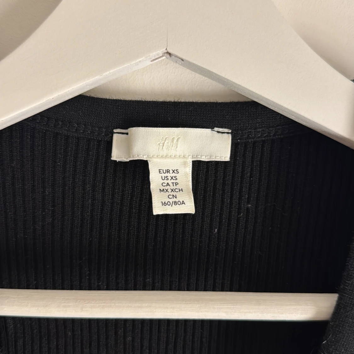 Svart ribbad topp - 2