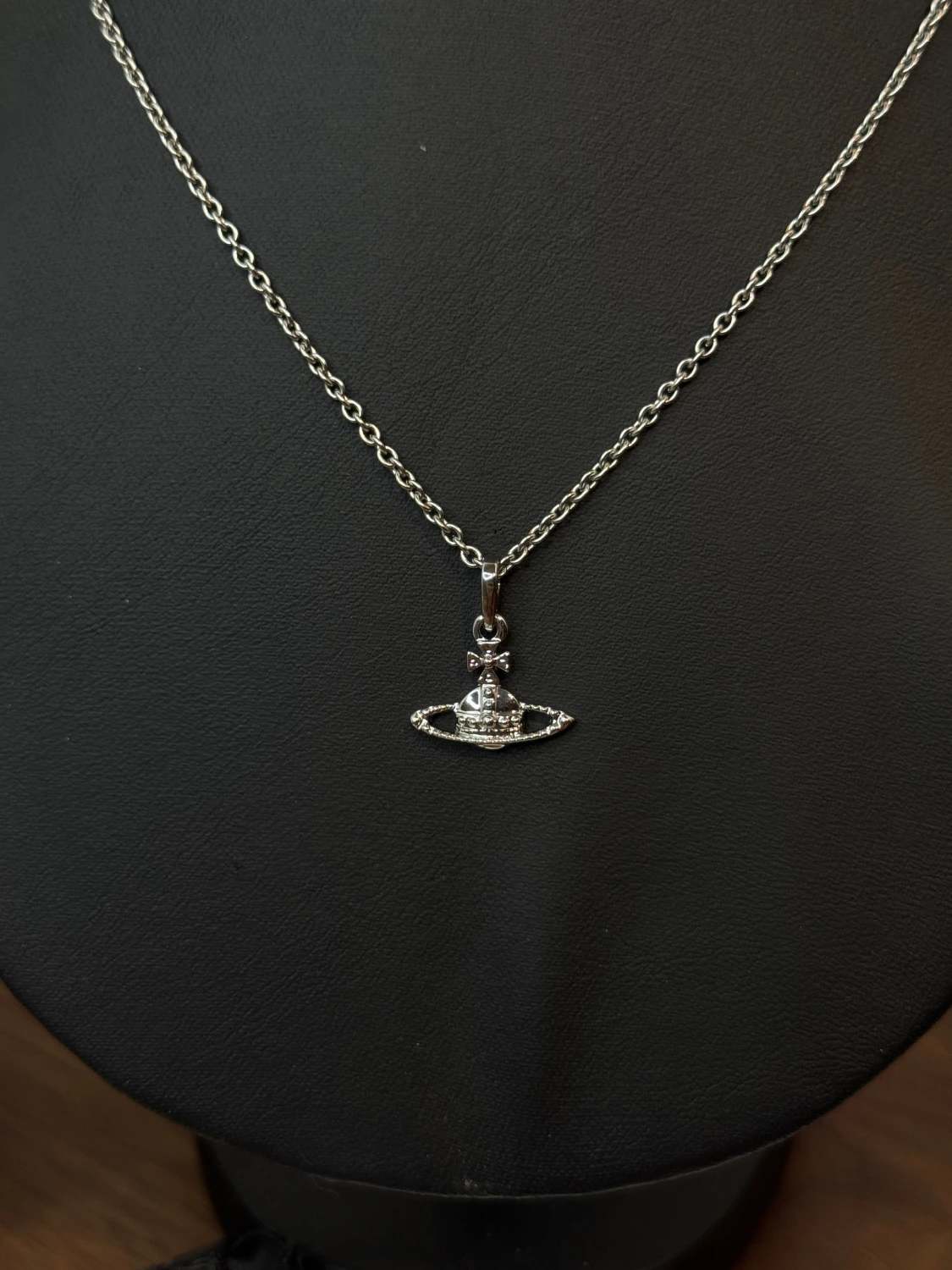 Vivienne Westwood halsband i silver - 1