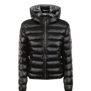 Colmar jacka dam - NY OCH OANVÄND! Storlek 40 vilket motsvarar damstorlek XS.