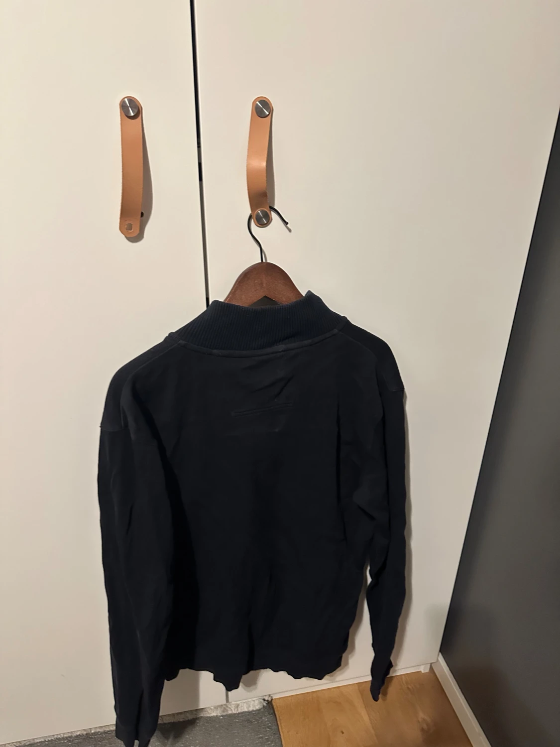 Svart half zip tröja från Bison - 2