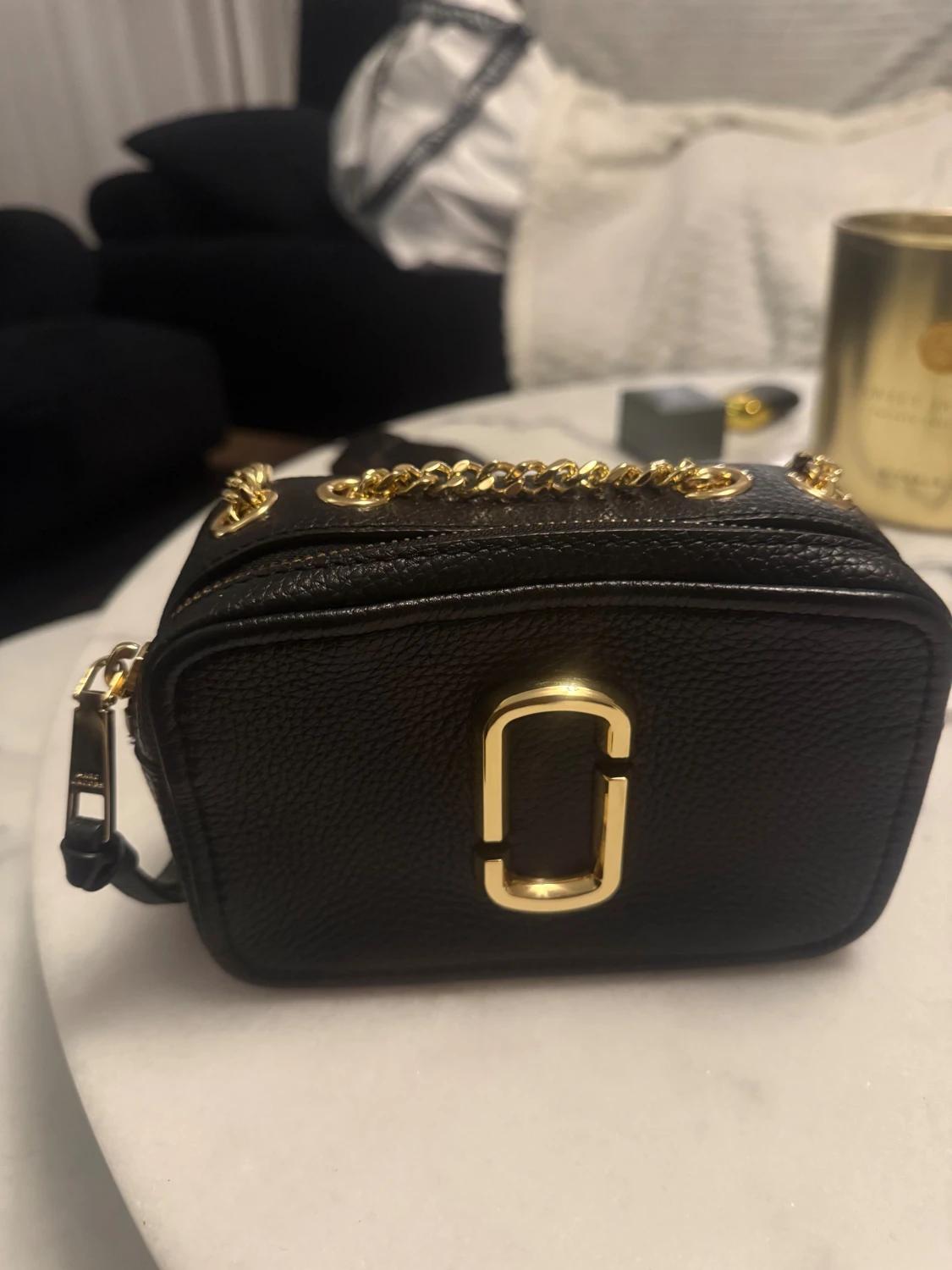  Marc Jacobs the glam shot