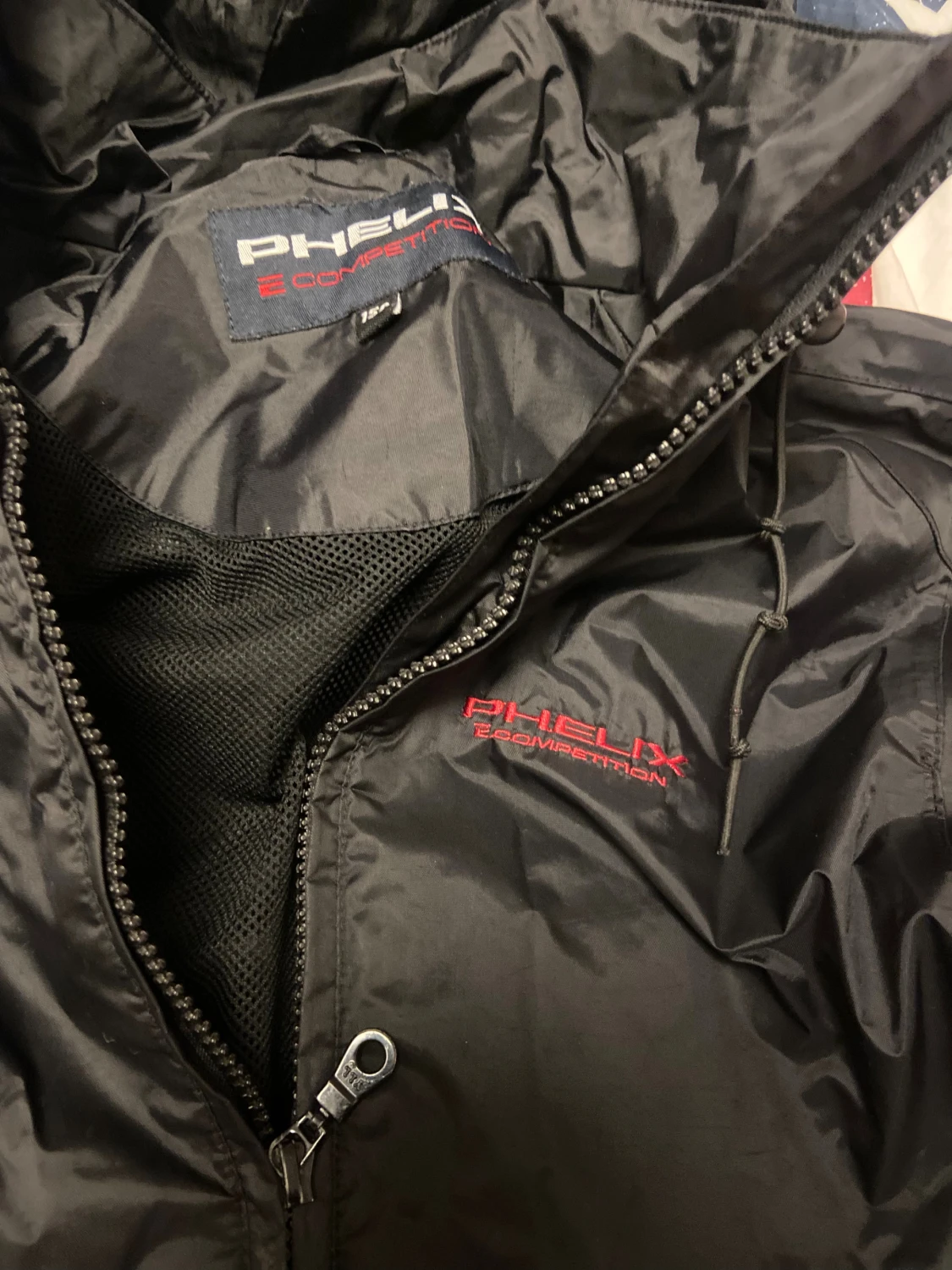 Svart vindjacka från Phelix - 2