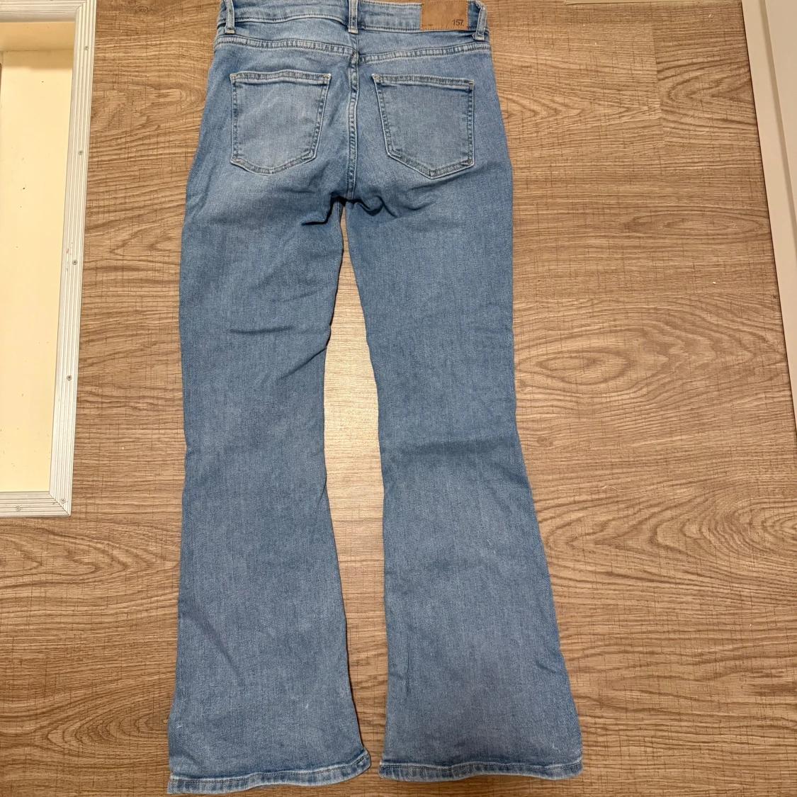 Ljusblåa jeans  - 1