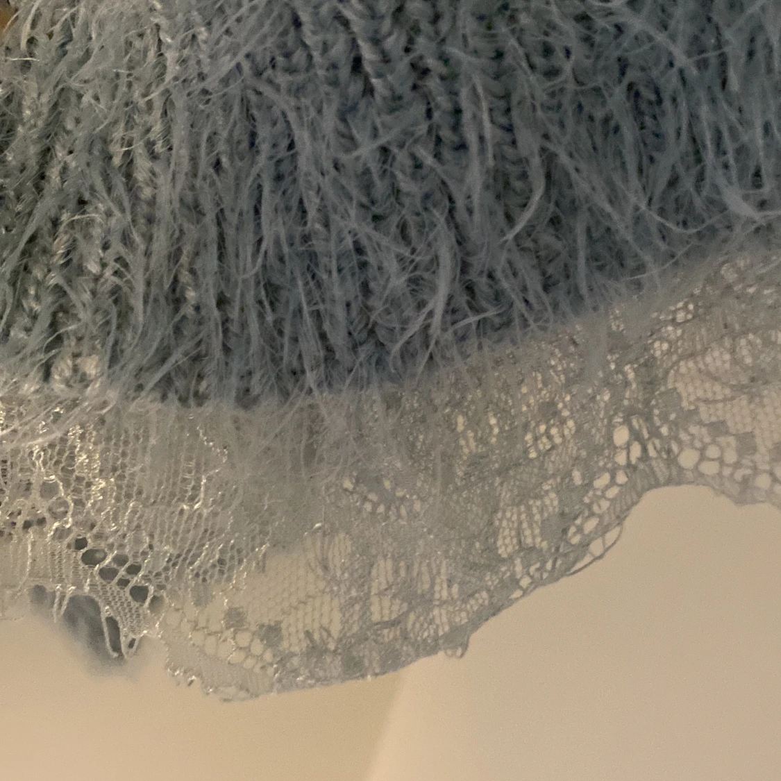 Ljusblå fluffig stickad tröja Lindex - 3