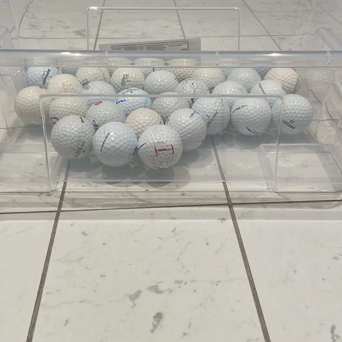 Begagnade golfbollar, mixade märken dyrare  - 2