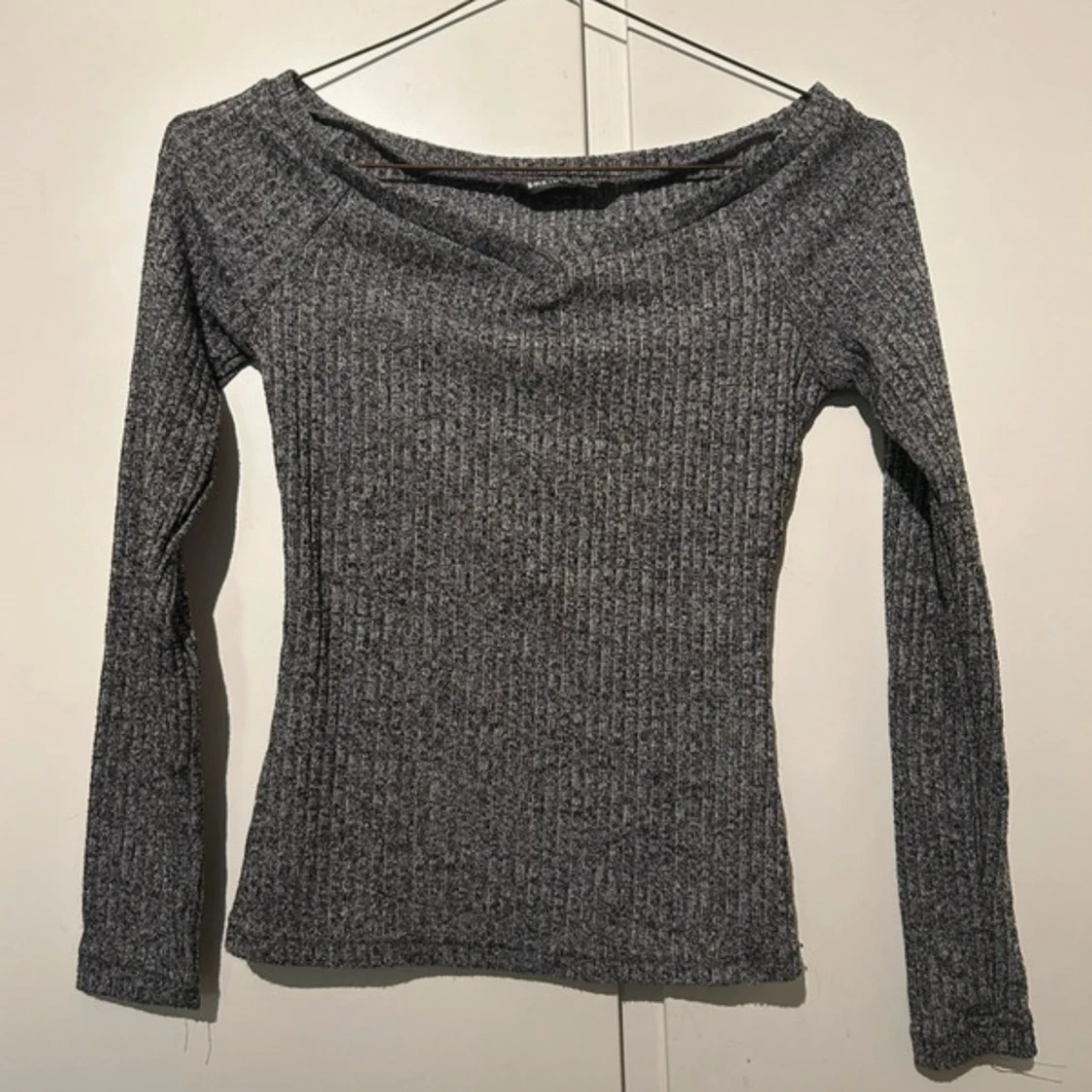 Grå ribbad offshoulder topp Shein