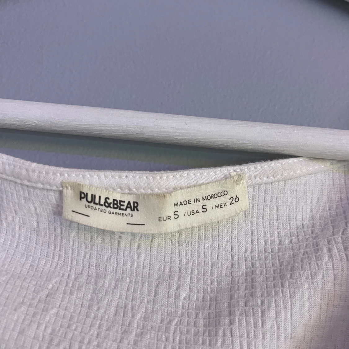 Vit blus med spets från Pull&Bear - 1