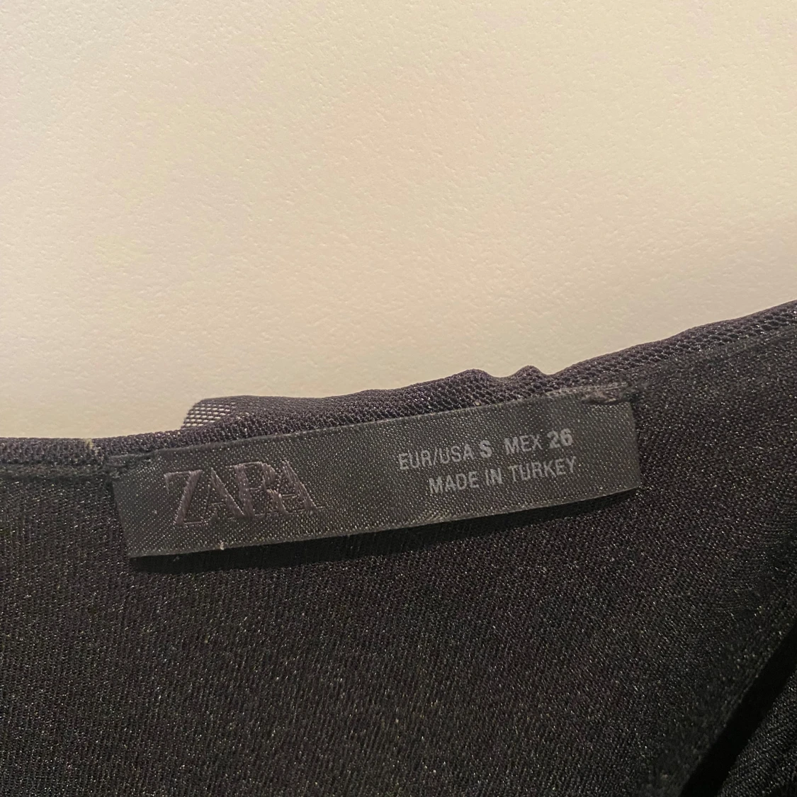 Blommig svart linnetopp från Zara - 2