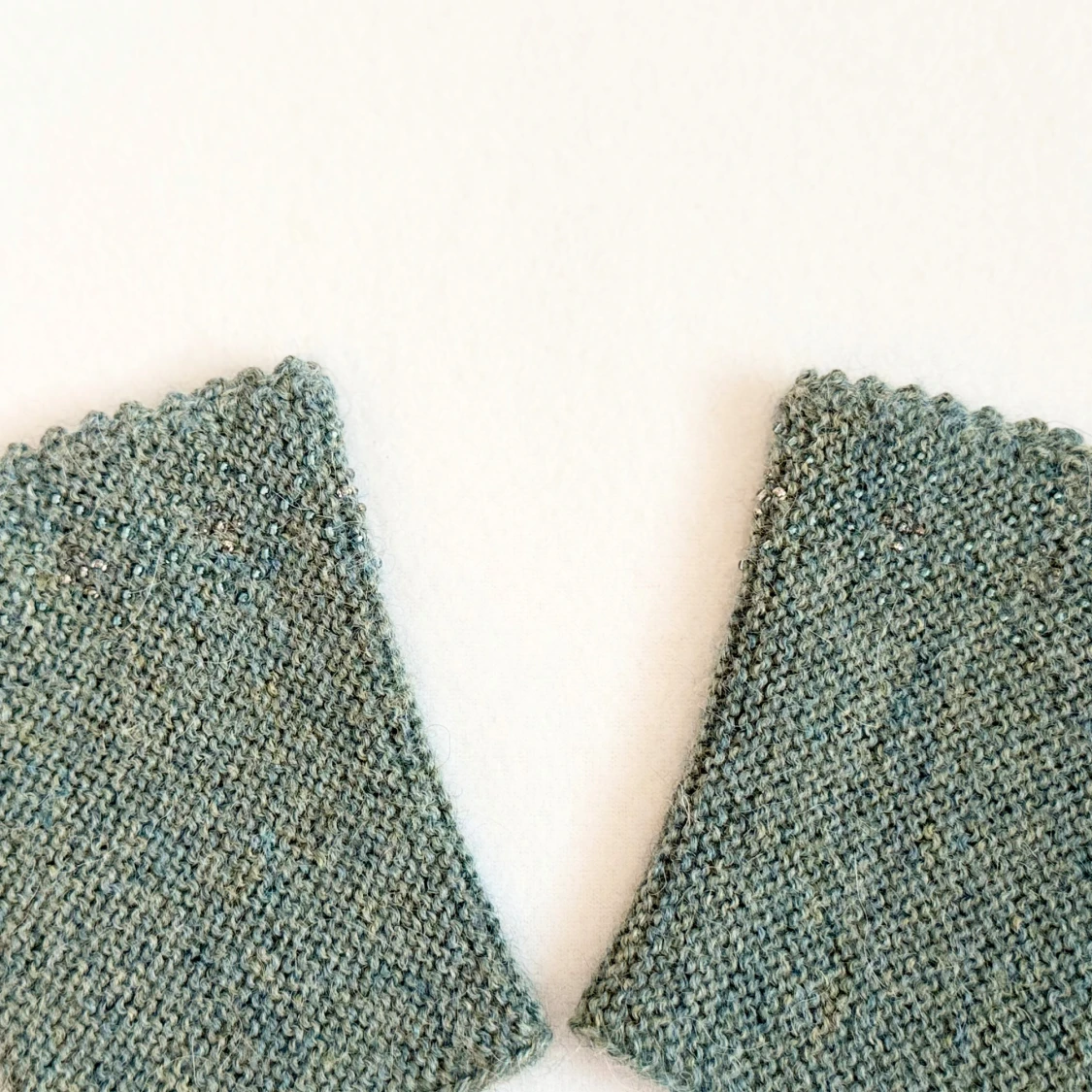 Handmade Knitted 100% Wool Wrist Warmers/Hand Warmers/Fingerless Gloves - 1