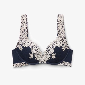 SÖKER!! 70D - söker denna intimissimi bh i blå storlek 70D❣️ hör av er om ni har!❣️