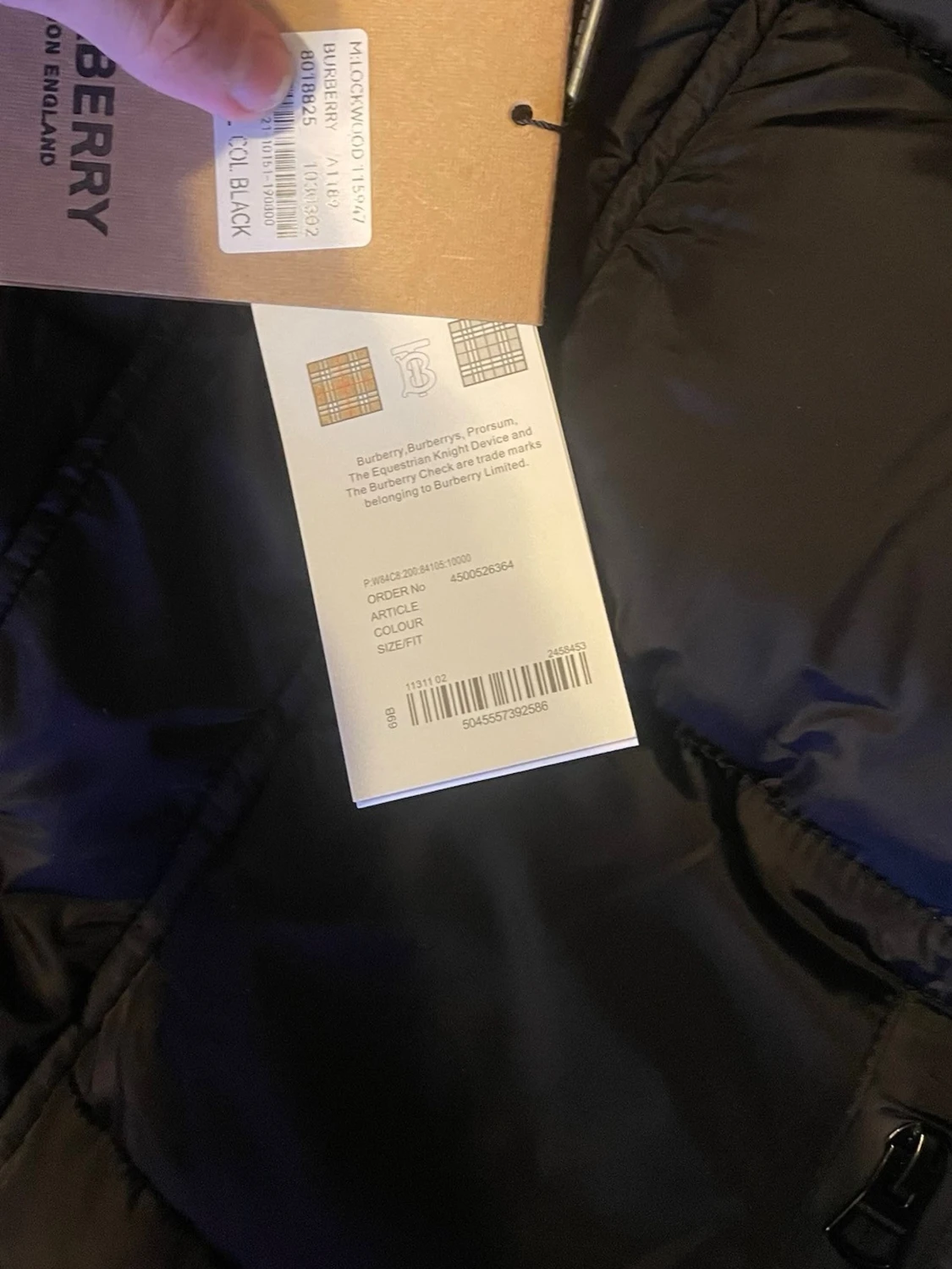 Svart pufferjacka från Burberry - 3