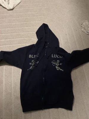 Bling lucid - Helt ny alla pärlor kvar 