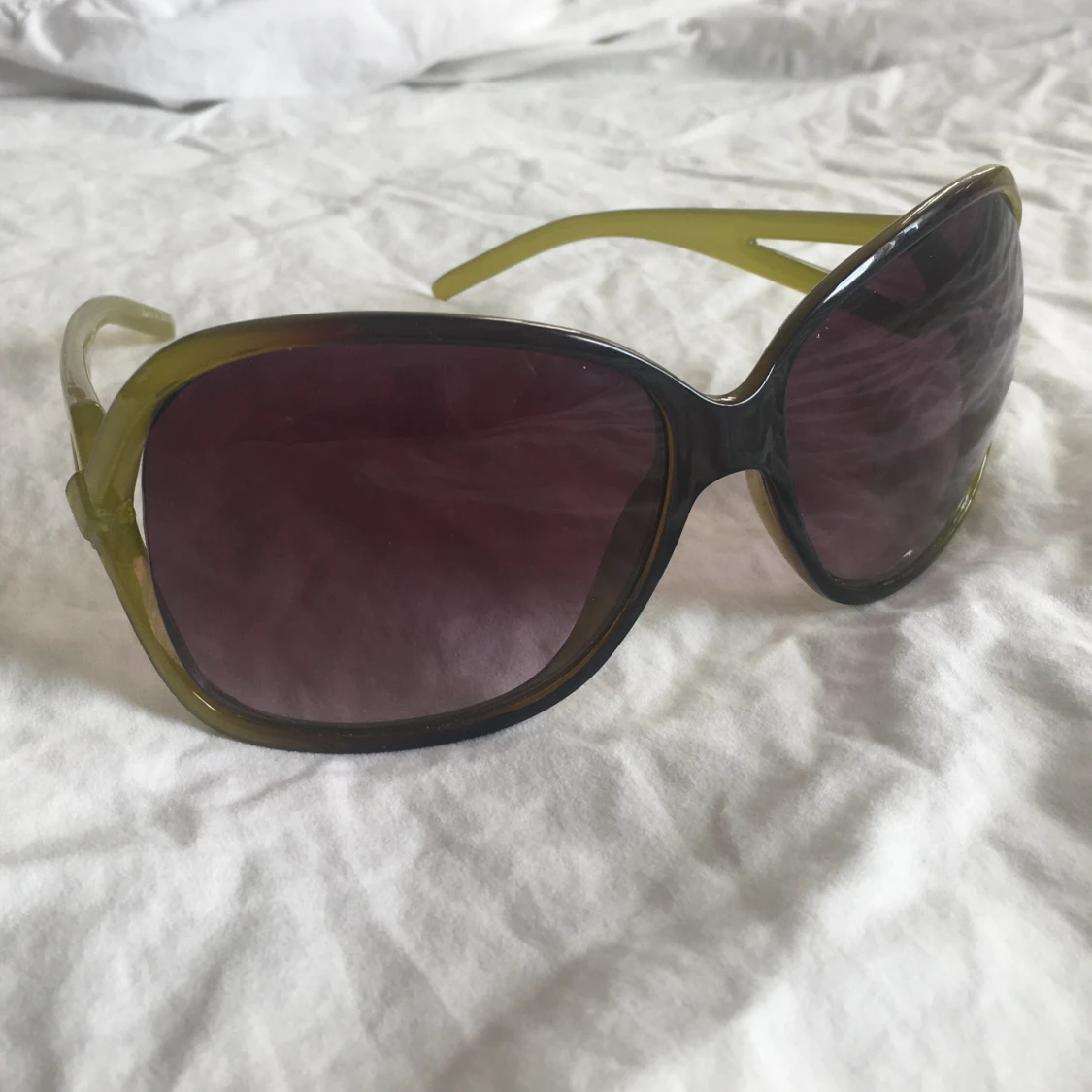 Retro solglasögon grön/ svart/ smycken/ accessoarer  - 1