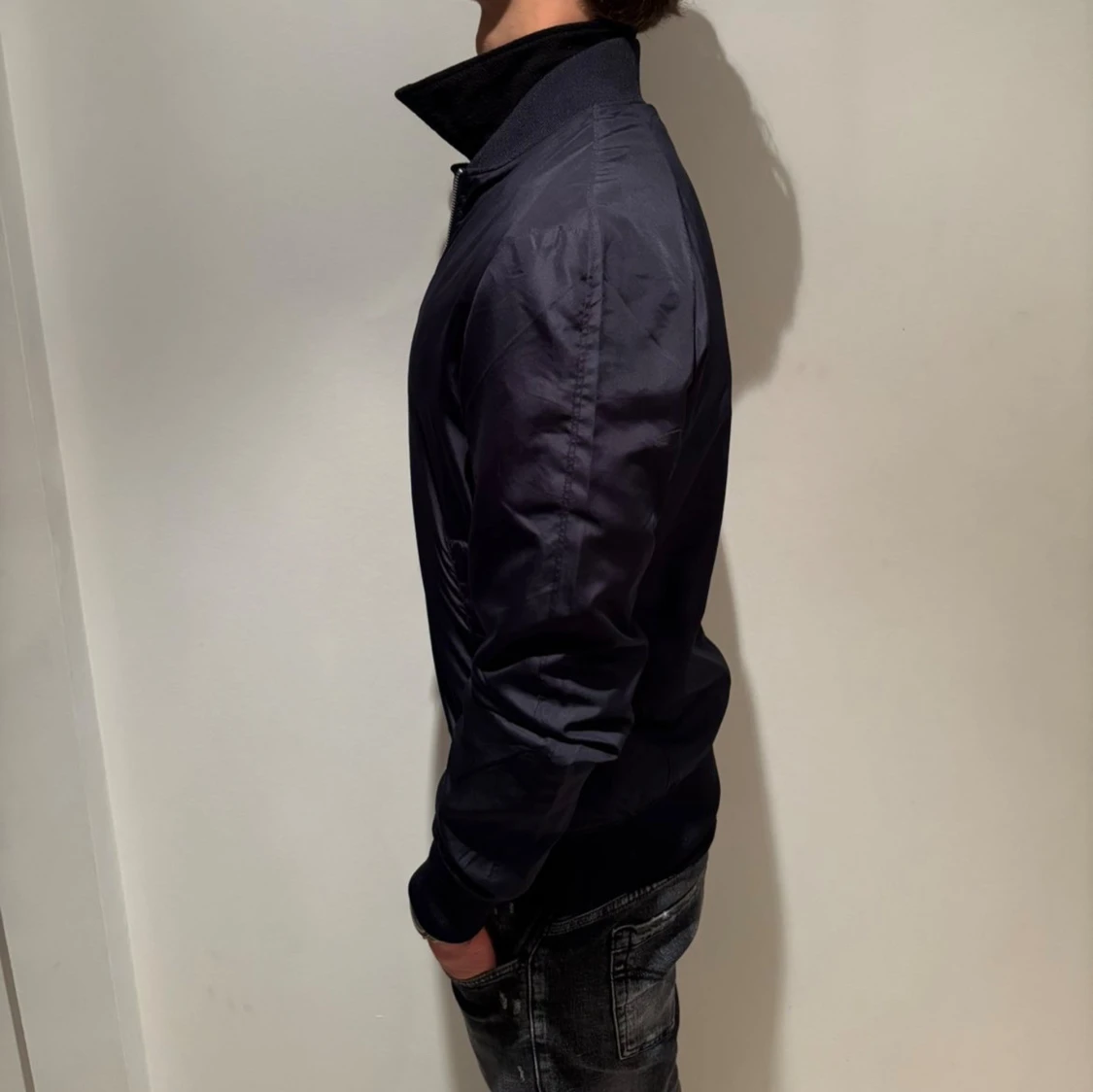 Mörkblå jacka från J. Lindeberg - 1