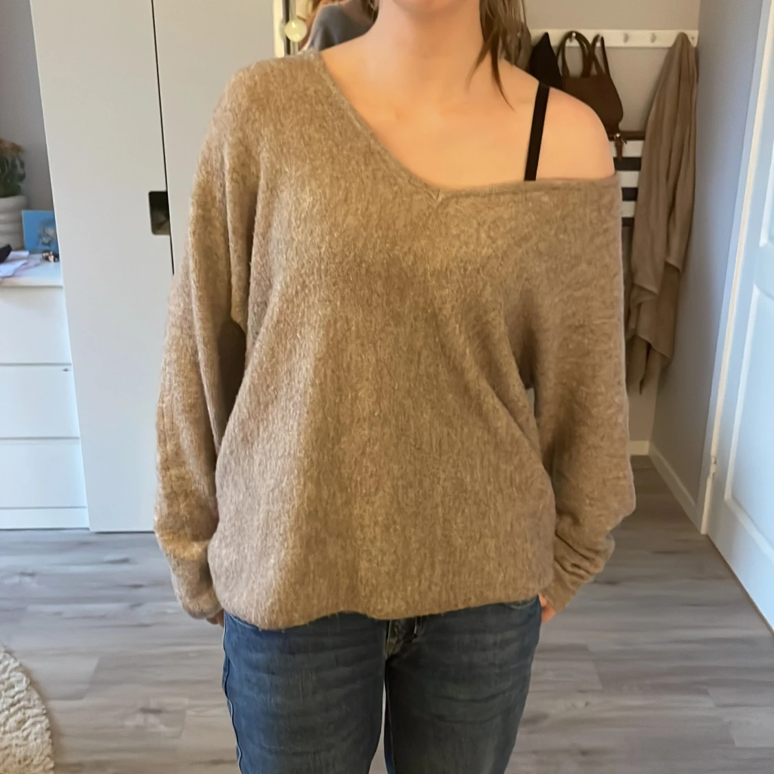 Beige stickad tröja från Samsøe Samsøe