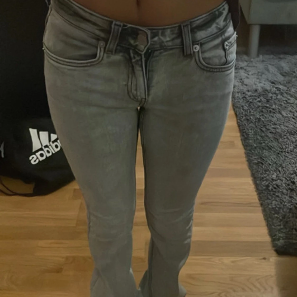 Grå bootcut jeans från 157, XXS