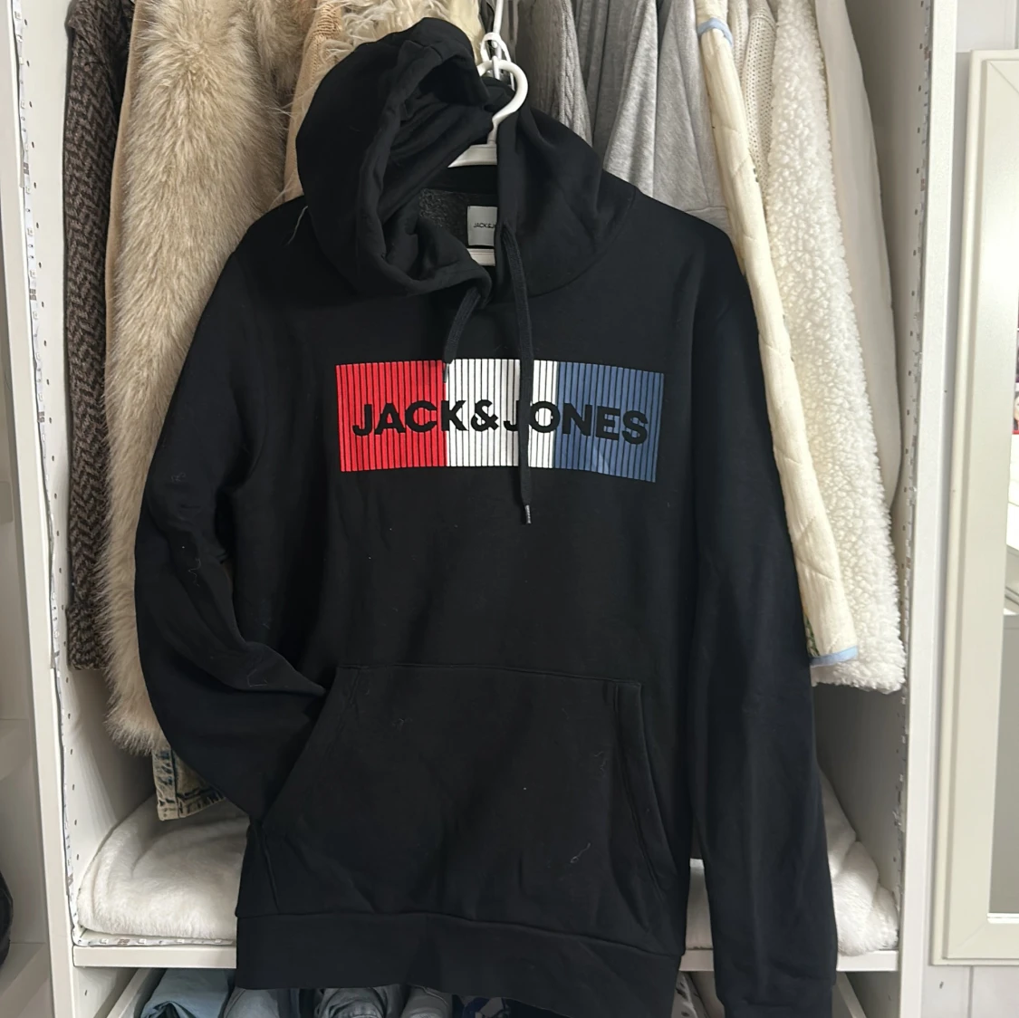 Svart hoodie från Jack & Jones