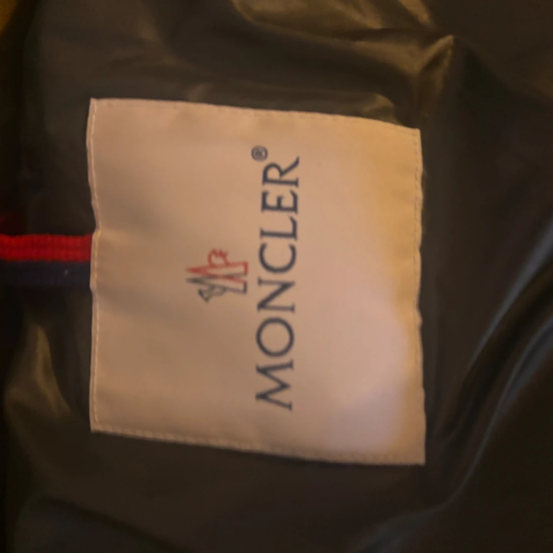 Olivgrön Moncler pufferjacka - 3