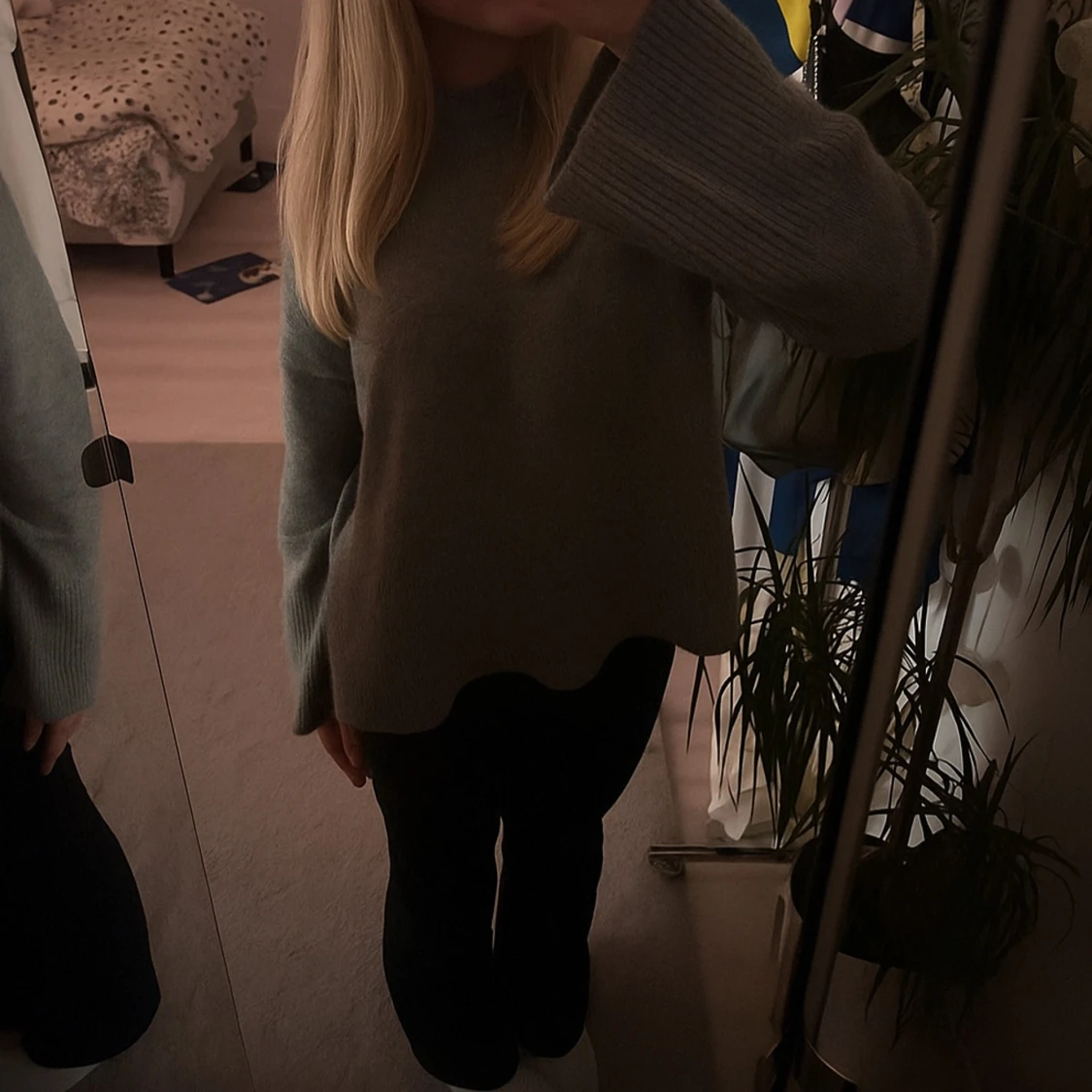 Grå stickad tröja från Bershka