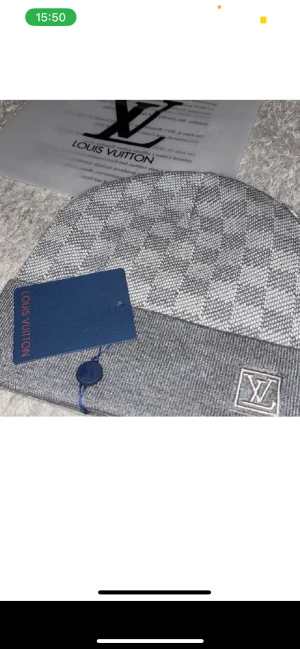 Mössa - Mössa. Kom privat för flera bilder eller något du undrar. Finns 20st nu 17 