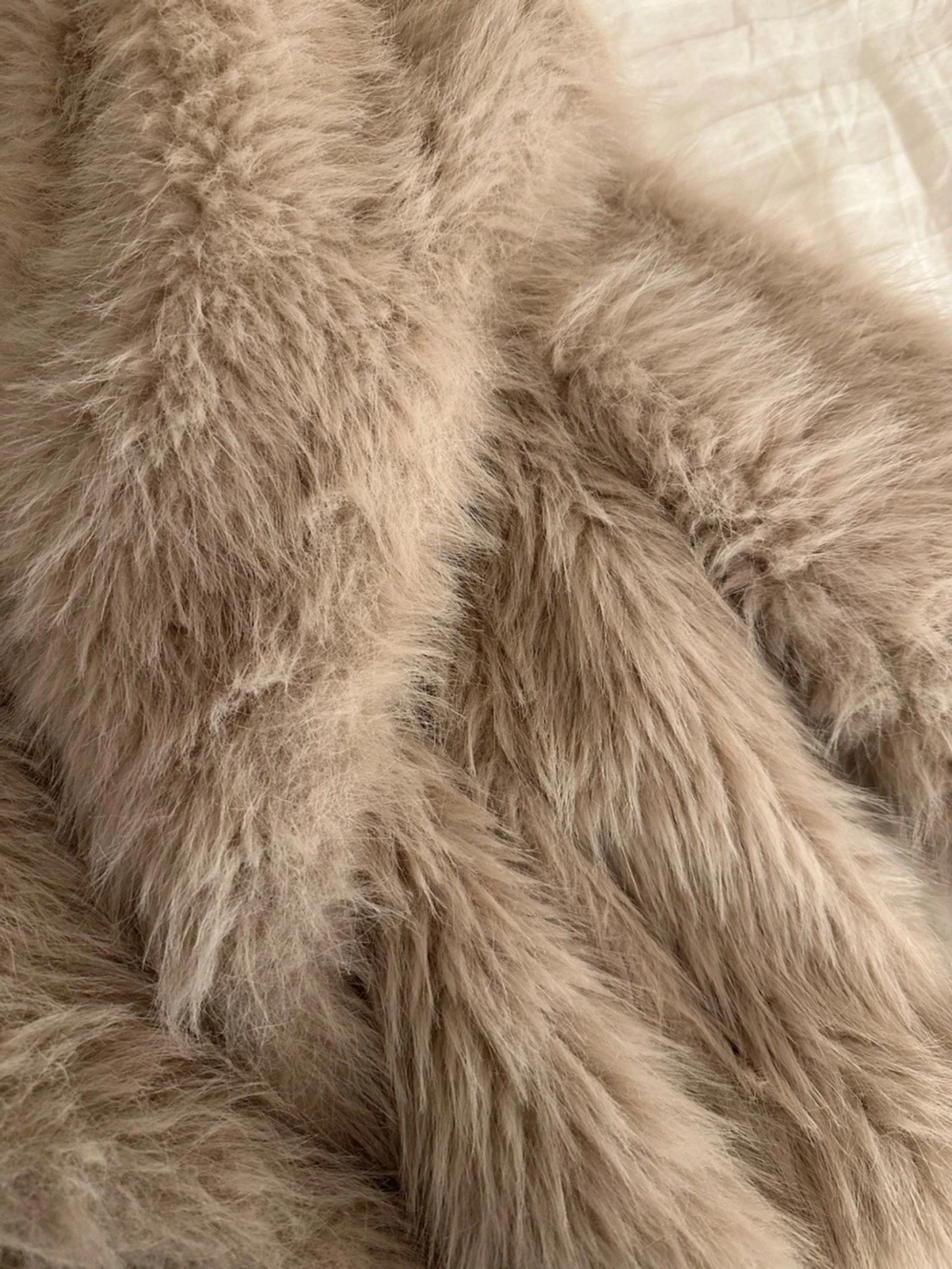 Beige pälsjacka - 1