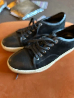 Lanvin Cap Toe | Size 42, fits 43 - Säljer dessa snygga lanvins i storlek 42, passar större | Har tyvärr inte bättre bilder, då jag ej är hemma | mycket bra skick! 
