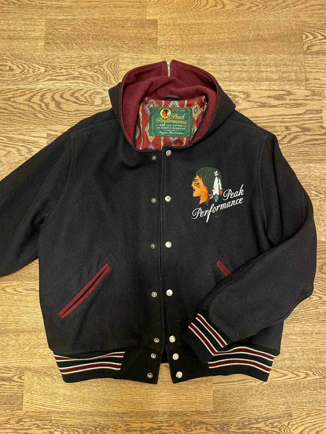 Peak Performance Bomberjacka