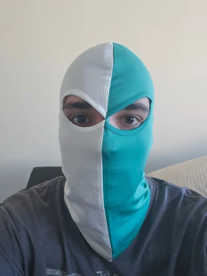 NY grön/vit Hammarby balaclava - Säljer en balaclava perfetka for Hammarrby fans