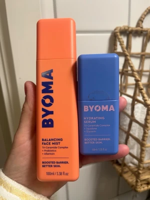 BYOMA HUDVÅRD - Hydrating spray och hydrating serum, öppnad oanvänd. 250kr för båda