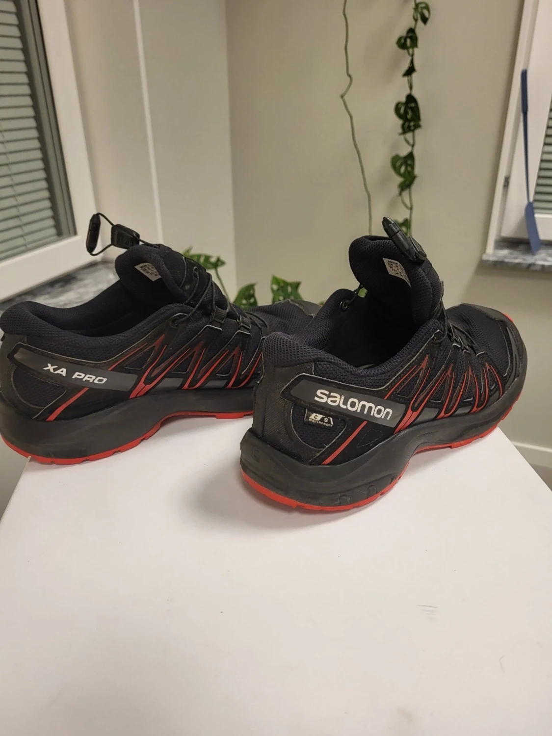 Salomon XA Pro Trailskor i Svart/Röd, Storlek 39 - 2