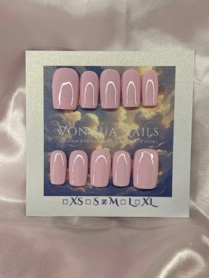 BbyPink (M);Short Square