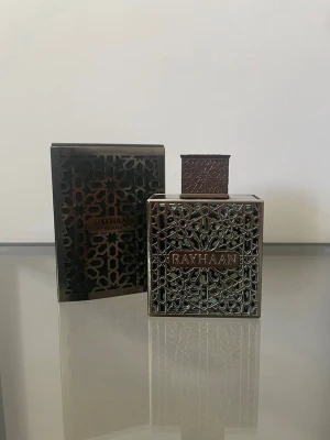 Rayhaan Terra 95/100 ml - Säljer även denna härliga doft då jag dessvärre har för mycket parfymer. 
