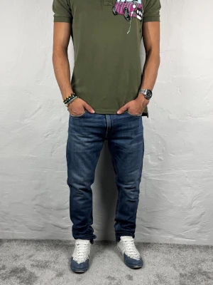 Replay jeans  - Ett par riktigt snygga jeans från Replay i storlek W32 L30 i modellen Johnfrus