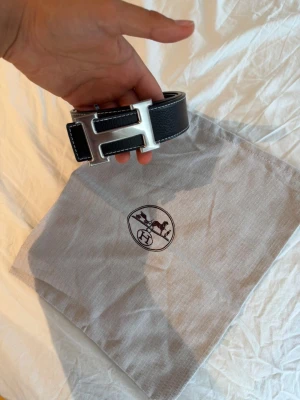 H.E.R.M.E.S bälte 105cm - Mycket fint skick 105cm tillkommer med dustbag 