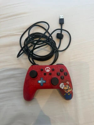 PowerA kontroll för Nitendo Switch  - Säljer min PowerA kontroll för Nitendo switch. Helt ny nästan har endast haft denna kontroll i 2 mån så den är som ny.