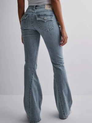True Religion Jeans Low Rise - True Religion jeans i modellen Joey Low Rise. Dom är bootcut och i färgen peak spot. Storleken är W23 (XXS/XS). Använda endast en gång!💕
