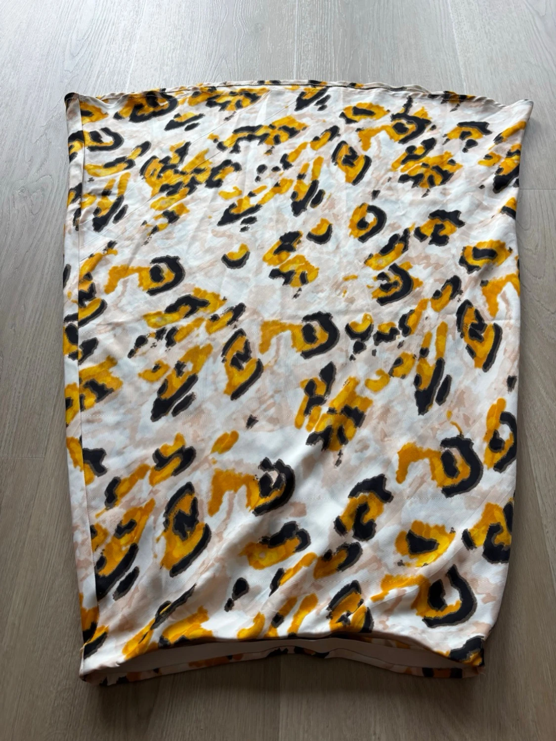 Leopardmönstrad kjol från Lindex