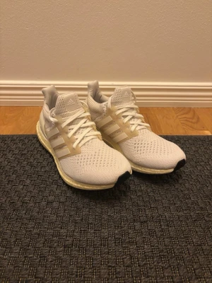 Ultra Boost - Mängdrabatt finns! Ju fler plagg du köper, desto bättre pris kan jag ge!