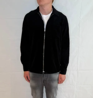 NN07 Overshirt Black Men's - Svart overshirt från NN07 i begagnat skick, storlek M.