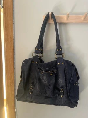 City bag - Äkta läder 