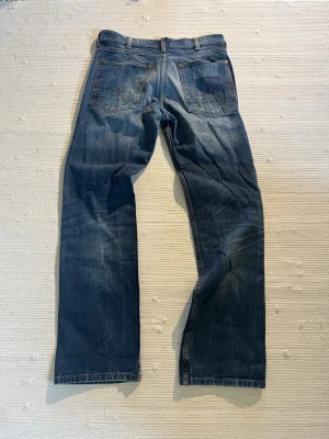Vintage Wrangler ACE jeans - Vintage Wrangler ACE jeans W31 L32 Hör av er vid frågor eller vid behov av fler bilder! Mvh Olle