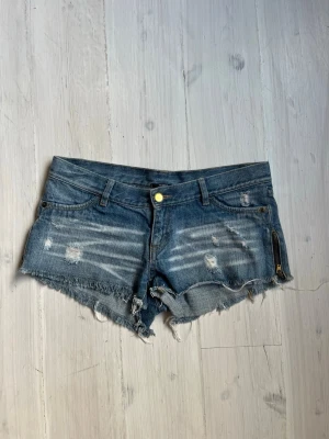 Jeansshorts - Jätte snygga jeansshorts 