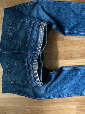 Baggy jeans - Baggy jeans ifrån lager 157, säljer ej bältet 