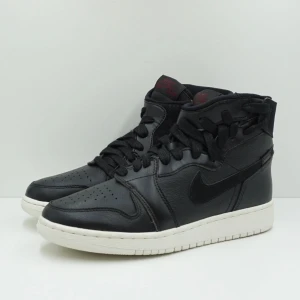 Jordan 1 Rebel XX Black Sail (W) - Svarta Jordan 1 Rebel XX i storlek EU 39. Nya.