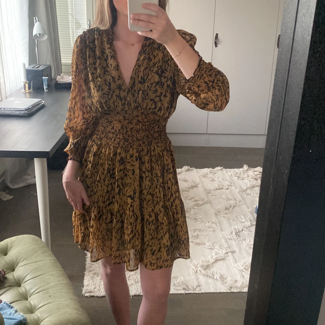 Mönstrad klänning  - 90