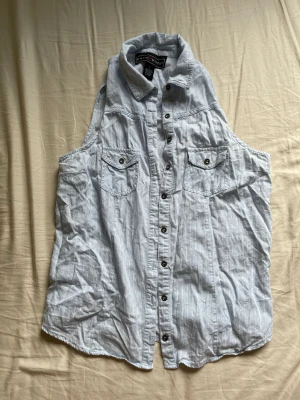 Polly Esther skorta - Jättefin vintage skorta med kortärmat köpt secondhand men aldrig använd 