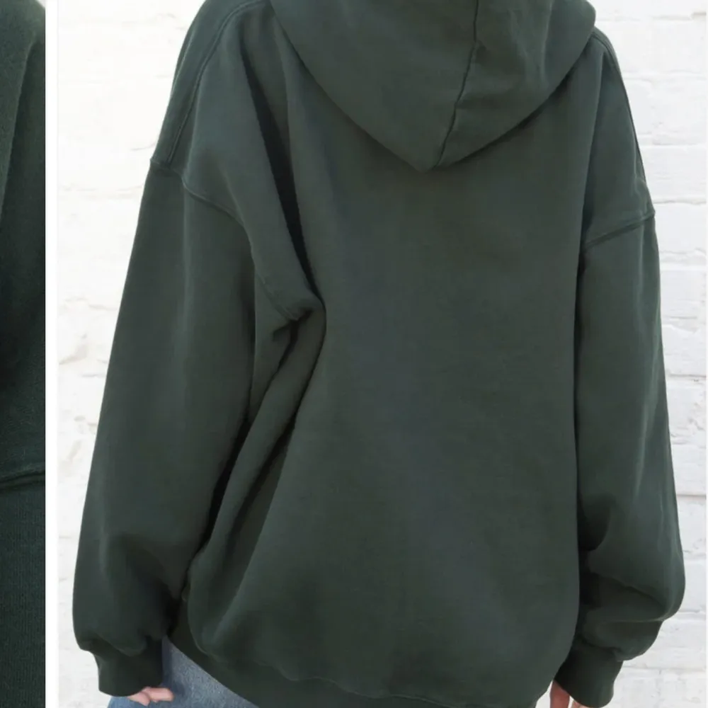 brandy hoodie köpt för 45 euro, säljs för 400 kr knappt använd bra skick. Hoodies.