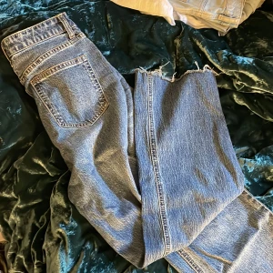 Jeans - Jeans från hm i mörkblå