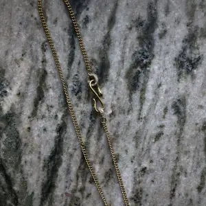 Halsband från Luv aj. Original pris 1200 kr  Aldrig använt, inte min stil. 